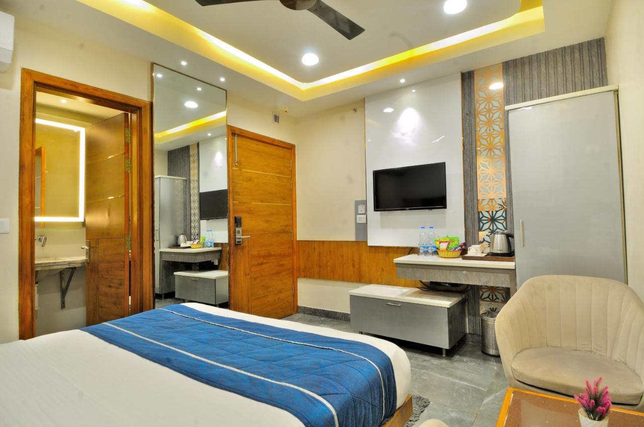 Hotel Imperial View New Delhi Extérieur photo